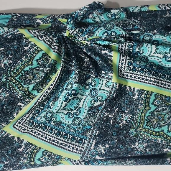 Dress - Picture 6 of 8